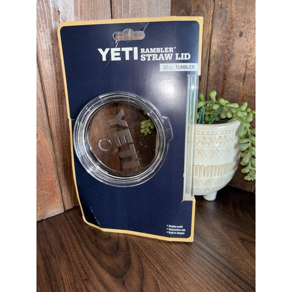YETI Rambler NEW Straw Lid For 30 oz. tumbler - Picture 3 of 4